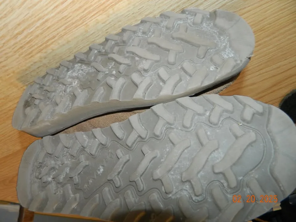 WOMENS BEAR PAW SHERPA LINED BOOTS...size 7...VGUC-EUC.. image indicator(5)