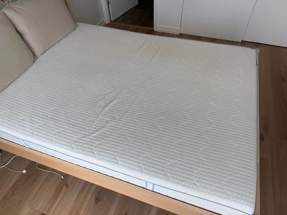 IKEA BJÖRKSNÄS Queen Bed Frame & Memory Foam Mattress - photo 5