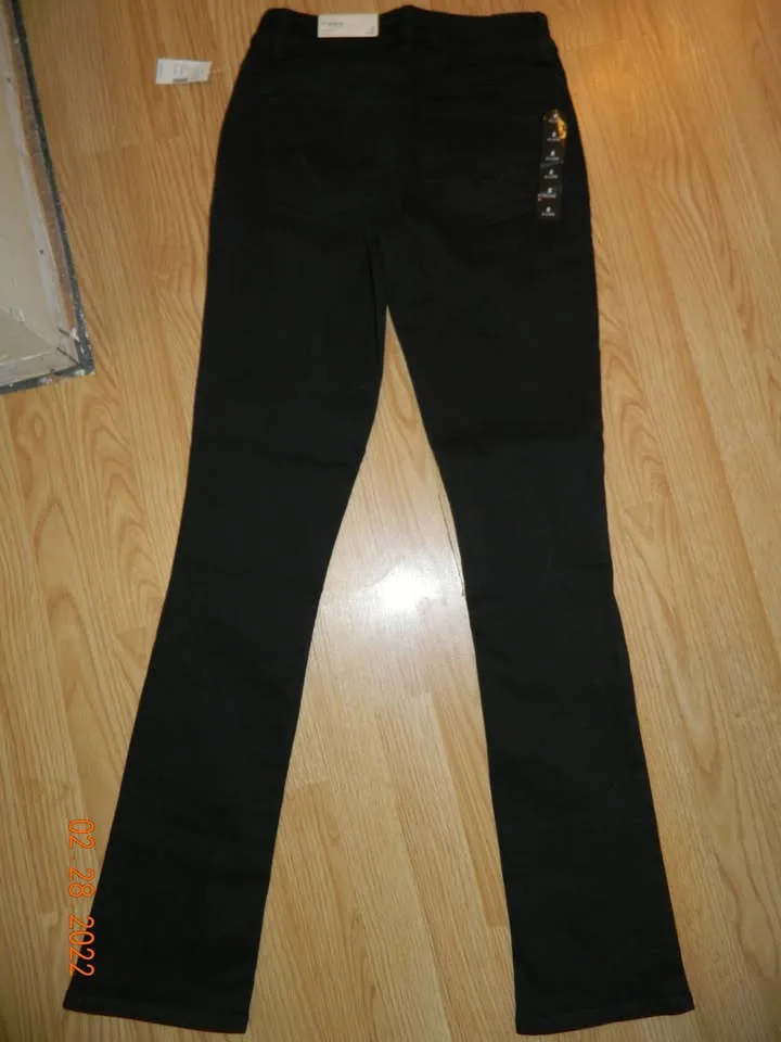 NWT WOMENS M JEANS by maurices...size 2 XLONG image indicator(3)