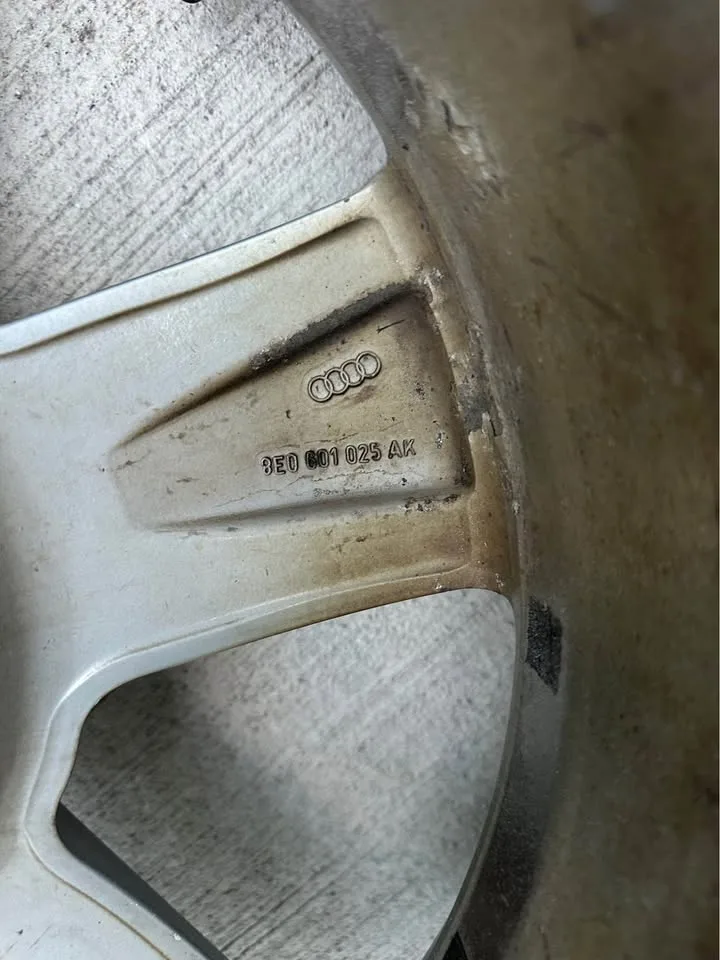 Audi 18” OEM rims with winter tires image indicator(8)