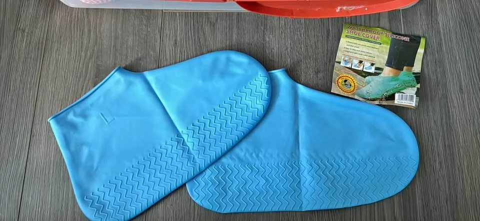 Waterproof shoes cover-Size L thumbnail