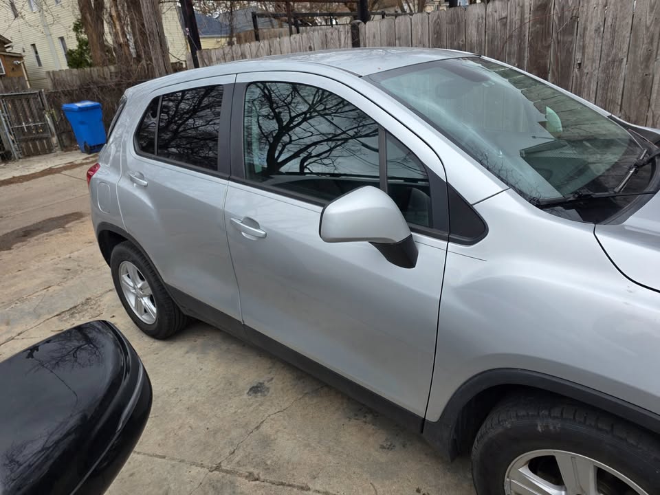2020 Chevrolet trax ls - photo 5