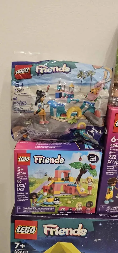 LEGO FRIENDS SETS BUNDLE image indicator(4)