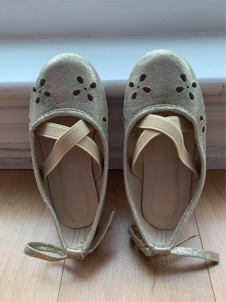 Party/dress up shoes - size 26 (9) - photo 2
