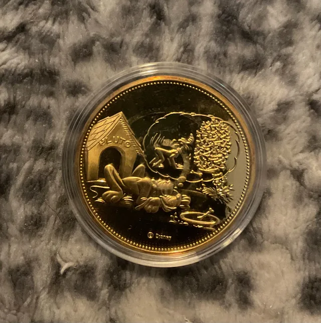 Mickey Mouse 60 Years With You coin image indicator(2)