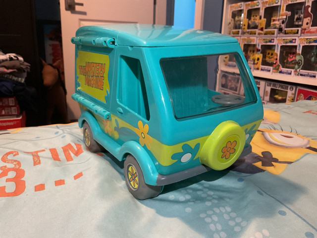 Scooby-Doo 50th Anniversary Transforming Mystery Machine - photo 2