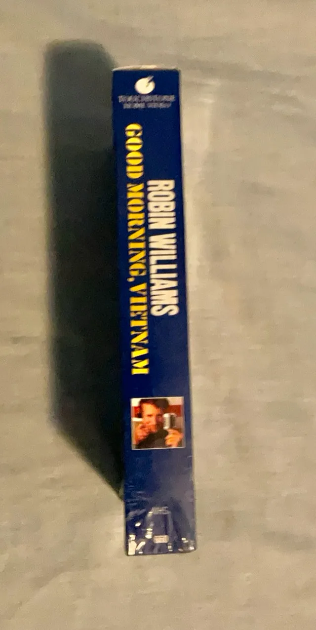 Robin Williams’s “Good Morning, Vietnam” Sealed VHS image indicator(4)