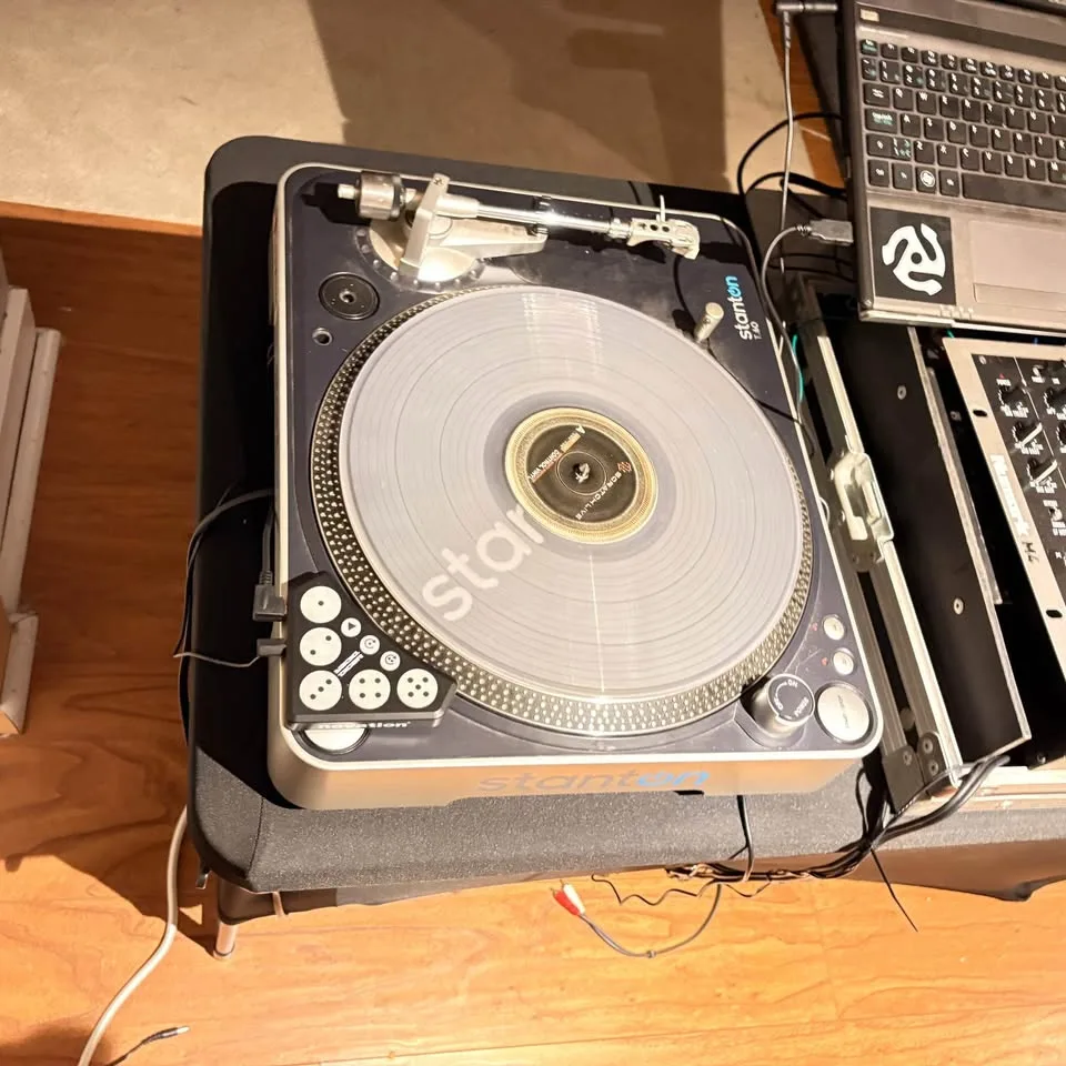 Stanton T-60 Turntables Numark M4 Mixer Seroto DJ image indicator(3)