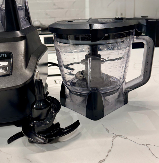 Ninja Professional Blender - photo 3