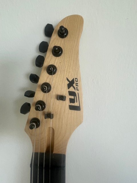 LyxPro Electric Guitar & Accessories - Retro Blue - photo 3
