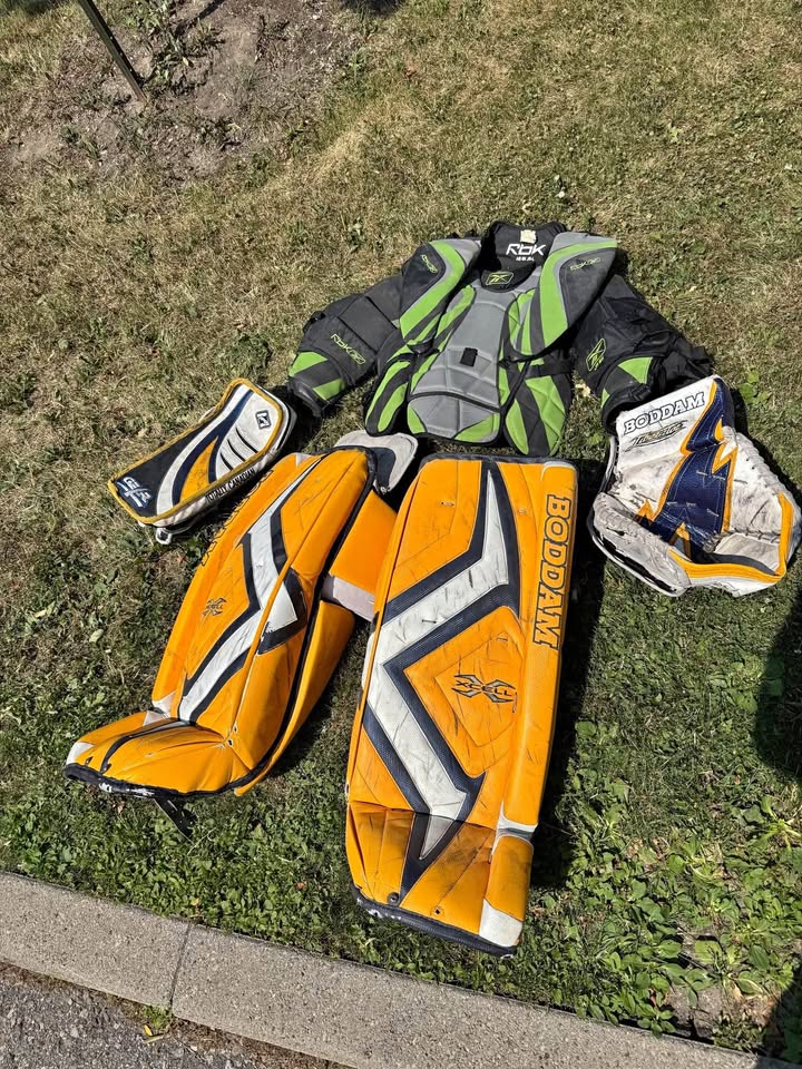 Boddam Goalie Pads, RBK Chest Protector and Goalie Helmet