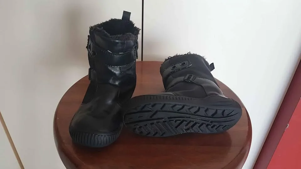 Lined Boots Size 6 Toddler image indicator(3)