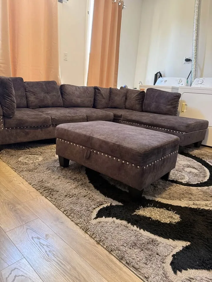 Grey Sectional Sofa with Ottoman and Rug image indicator(3)