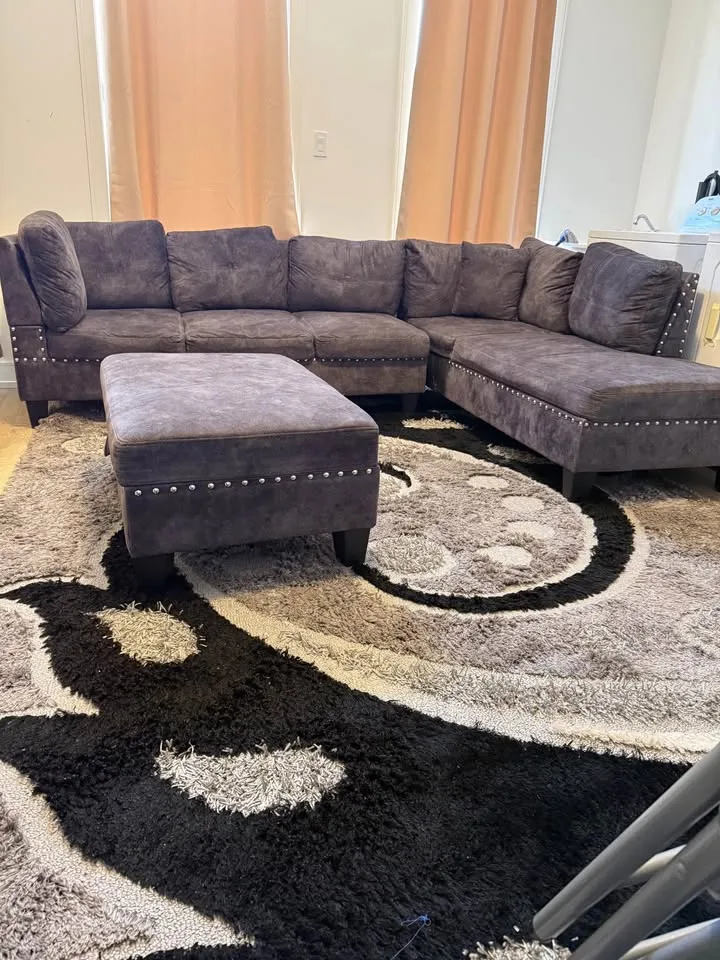 Grey Sectional Sofa with Ottoman and Rug image indicator(5)
