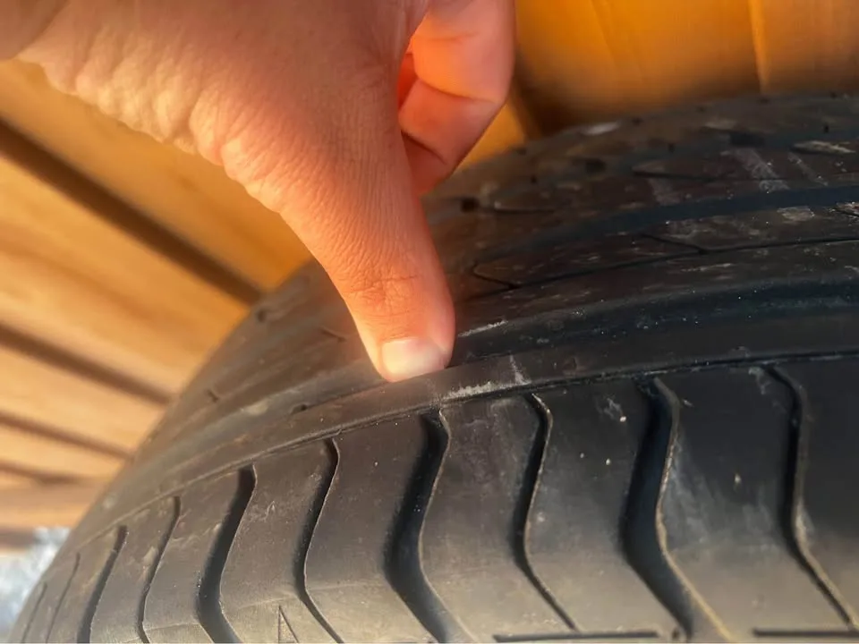 Full set Tires 245/45zr18 image indicator(3)