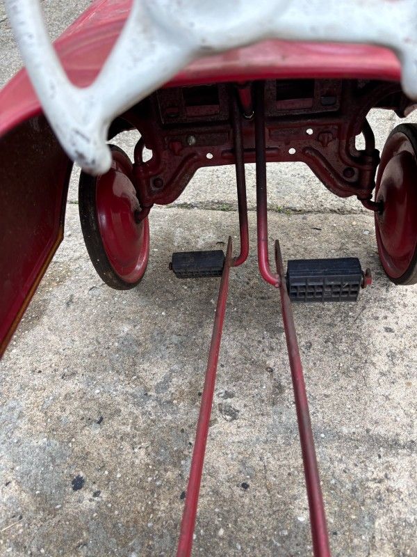 1960 Fire Chief Pedal Car - photo 2