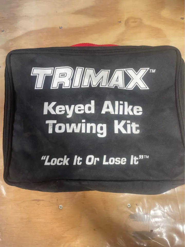 Trimax Keyed Alike Towing Kit image indicator(2)