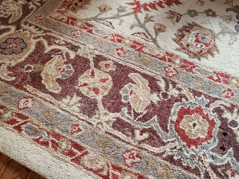 Free Safavieh Wool Area Rug 12' x 8.5' - photo 2
