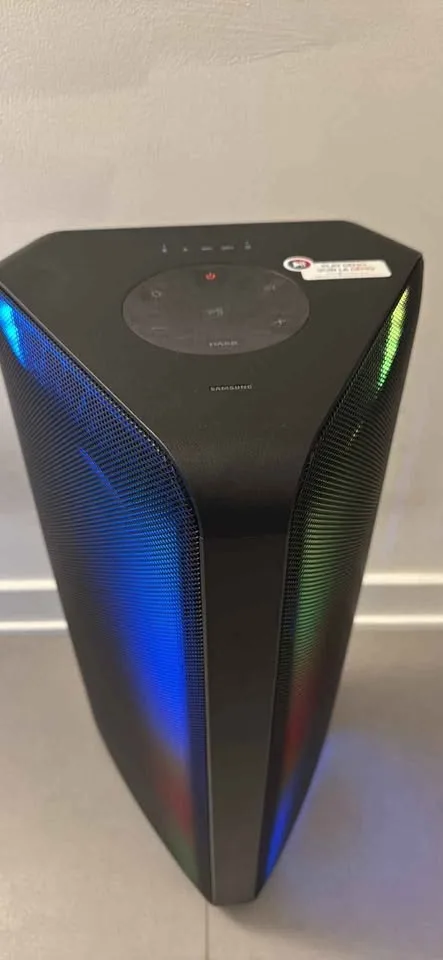 Samsung Sound Tower Speakers image indicator(3)