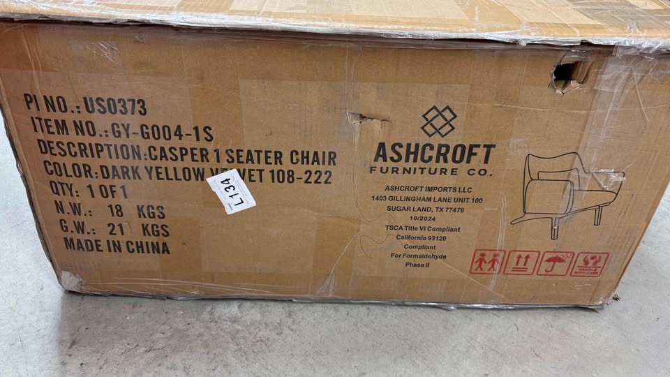 Ashcroft Upholstered Armchair - golden velvet - photo 3