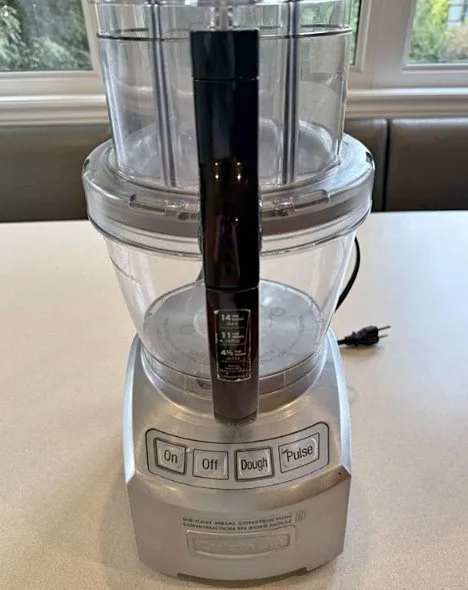 Cuisinart food processor model -FP14DCC thumbnail