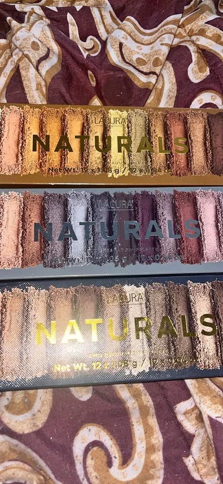 Eyeshadow palette