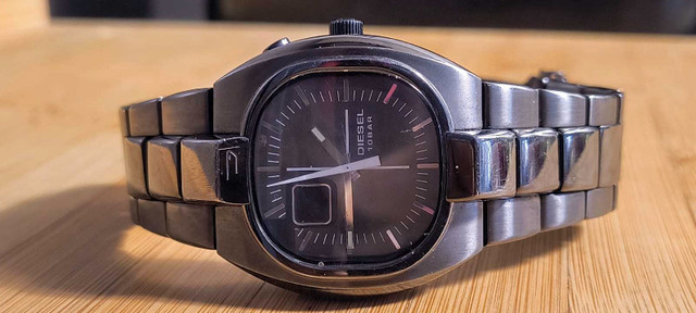 Diesel Stainless Steel Mens Analog Watch (Needs Battery)