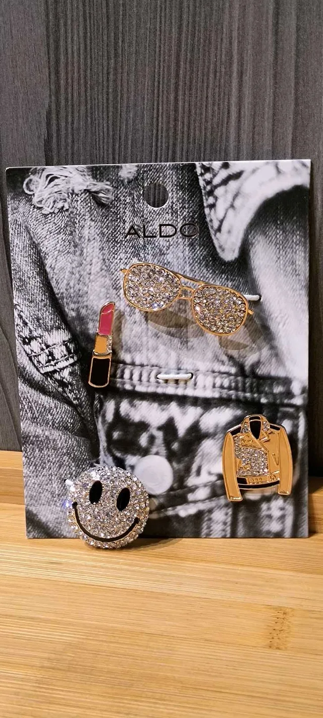 Aldo Decorative Accessory Pins thumbnail