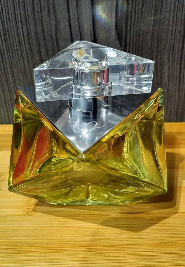 Britney Spears Believe Perfume for Women 100ml (full bottle) image indicator(2)