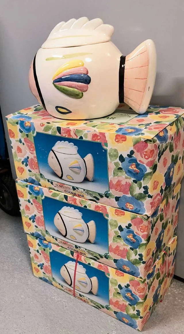 Sorrento Collection Vintage Fish Cookie Jars (Ceramic) X3 image indicator(6)