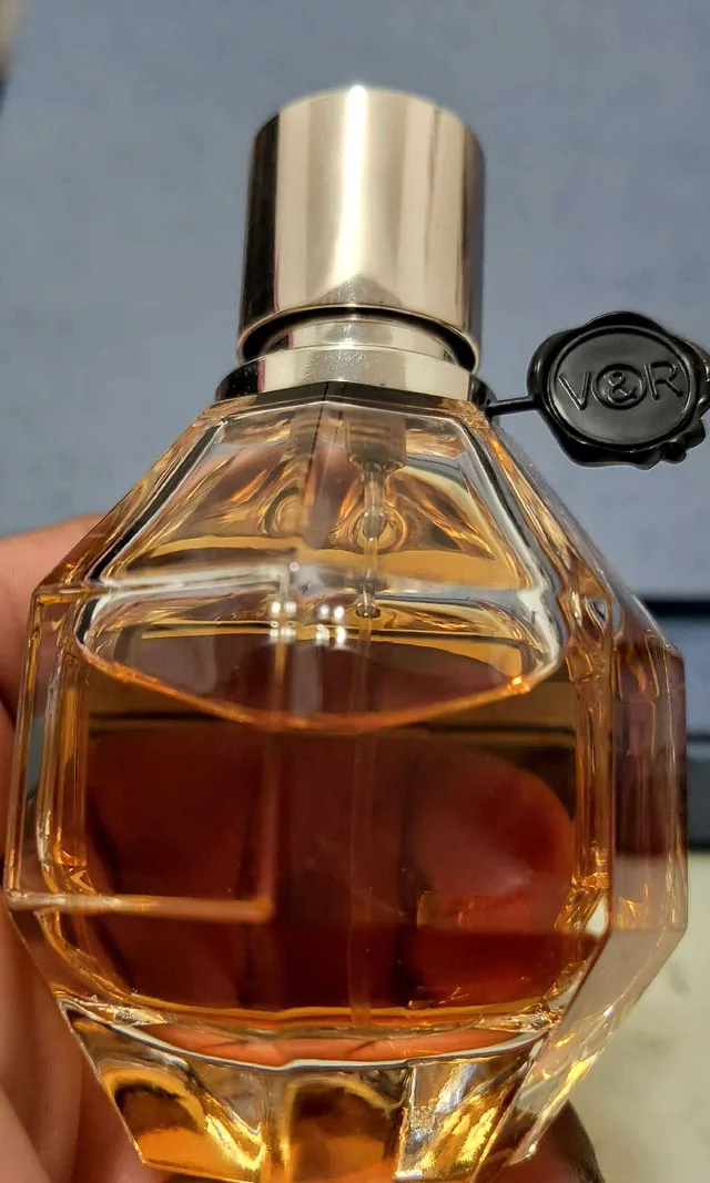 Viktor & Rolf Flowerbomb Perfume 50ml image indicator(4)