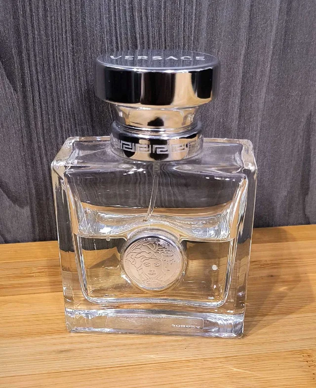 VERSACE Versense Women’s Perfume 50ML (55% Full) thumbnail