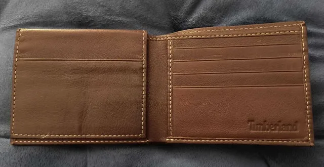 Timberland Men's Genuine Leather Billfold Wallet (New~ Brown) image indicator(2)