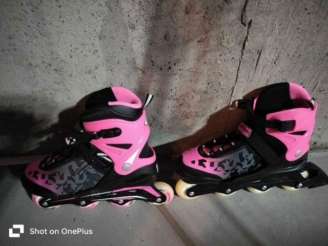 Bladerunner Roller Blades size (5-8.5)
