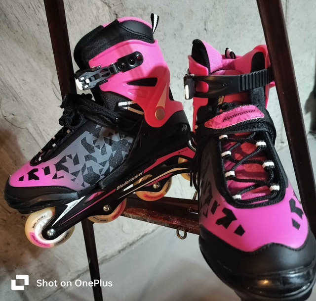 Bladerunner Roller Blades size (5-8.5) - photo 2