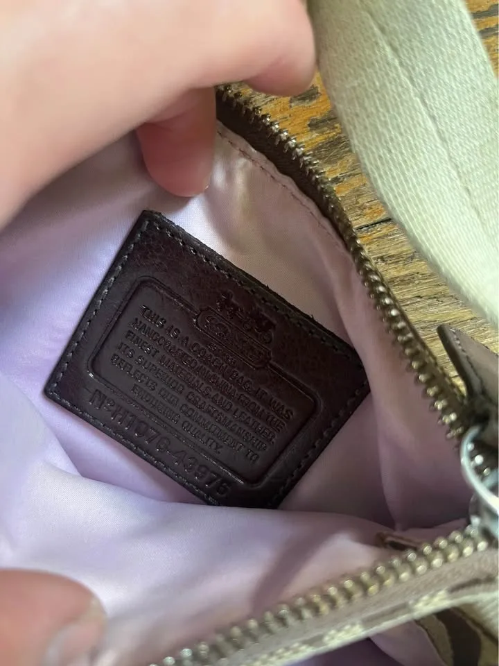 Brown Coach Purse image indicator(3)