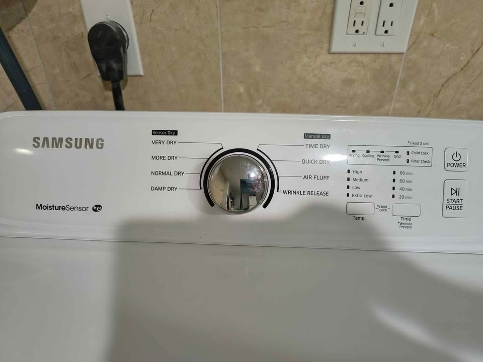 Samsung 7.4 cu ft Front Load Electric Dryer - photo 2