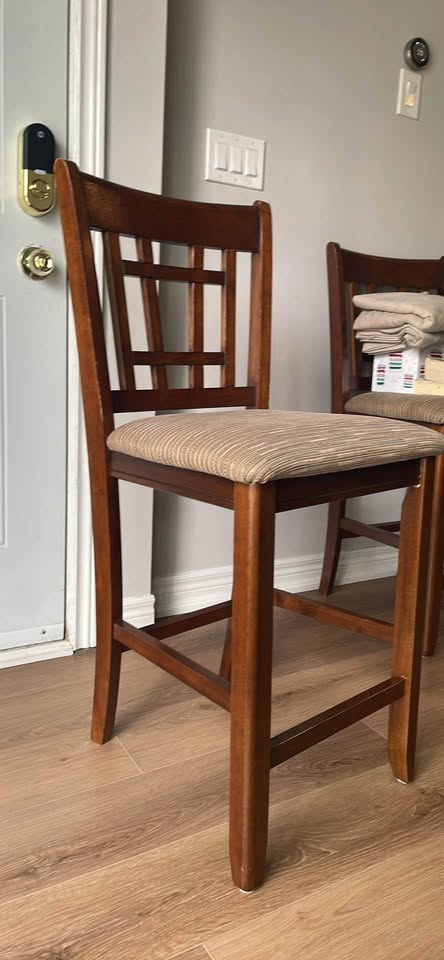 Bar chairs - photo 2