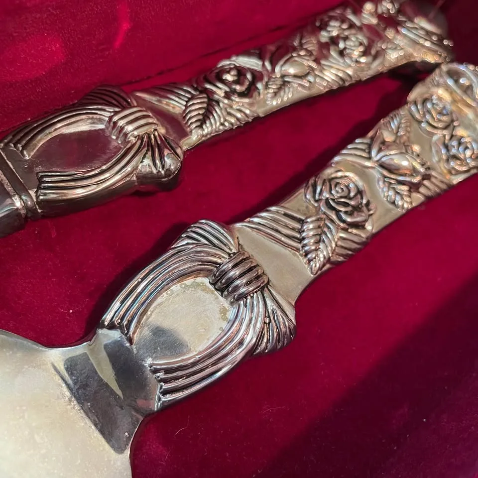 Vintage✨Silver-Plated Cake Serving Set by Mikasa image indicator(6)