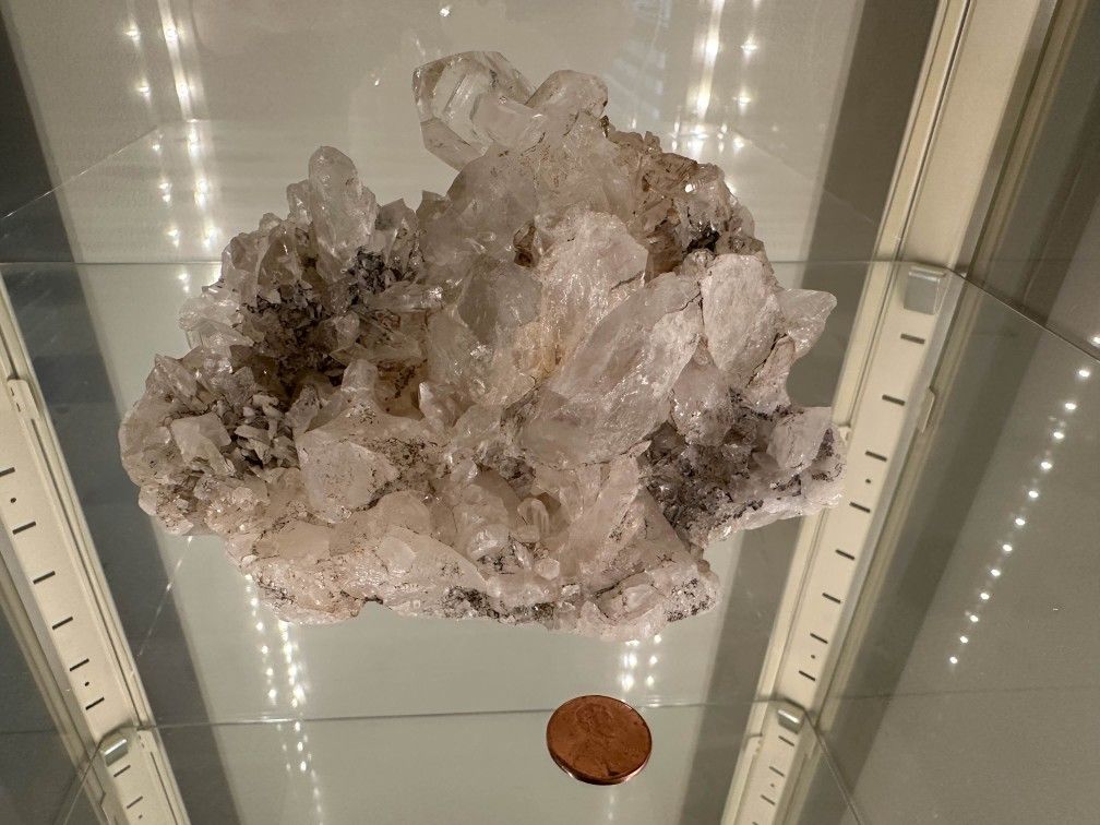 Natural Quartz Mineral Specimen