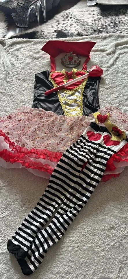 Women’s Queen of Hearts Light Up Costume Halloween thumbnail