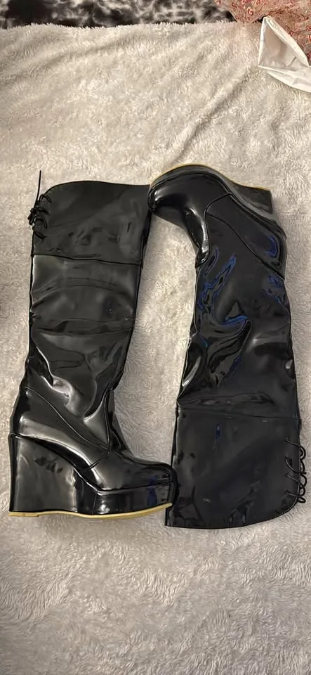 NEW Women’s Faux Leather Black Boots Size 8 Halloween Cosplay thumbnail