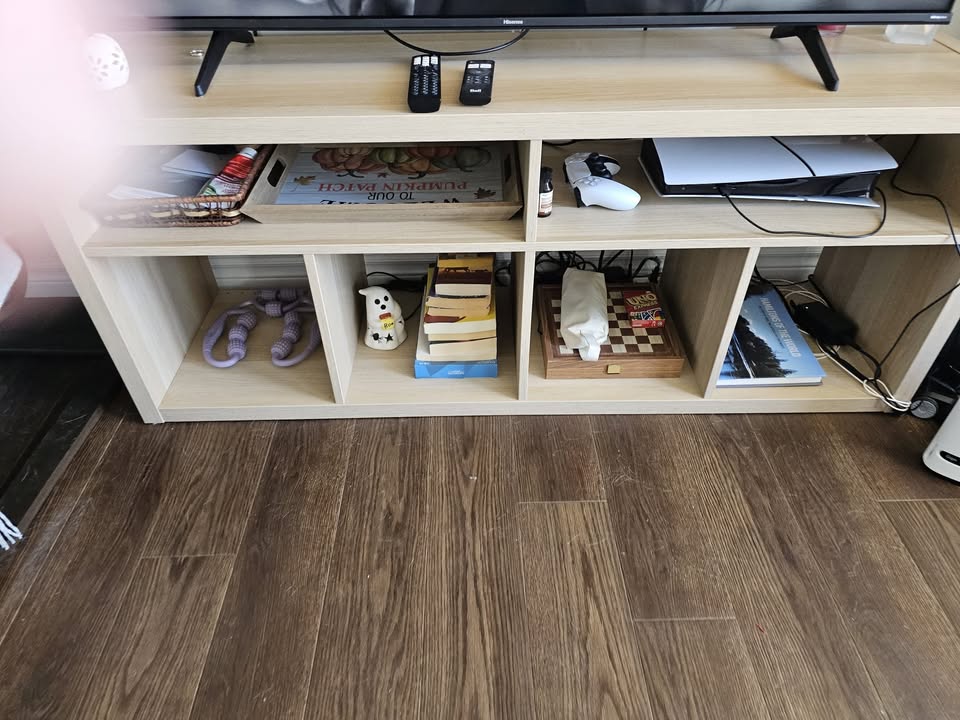 TV Stand - photo 2