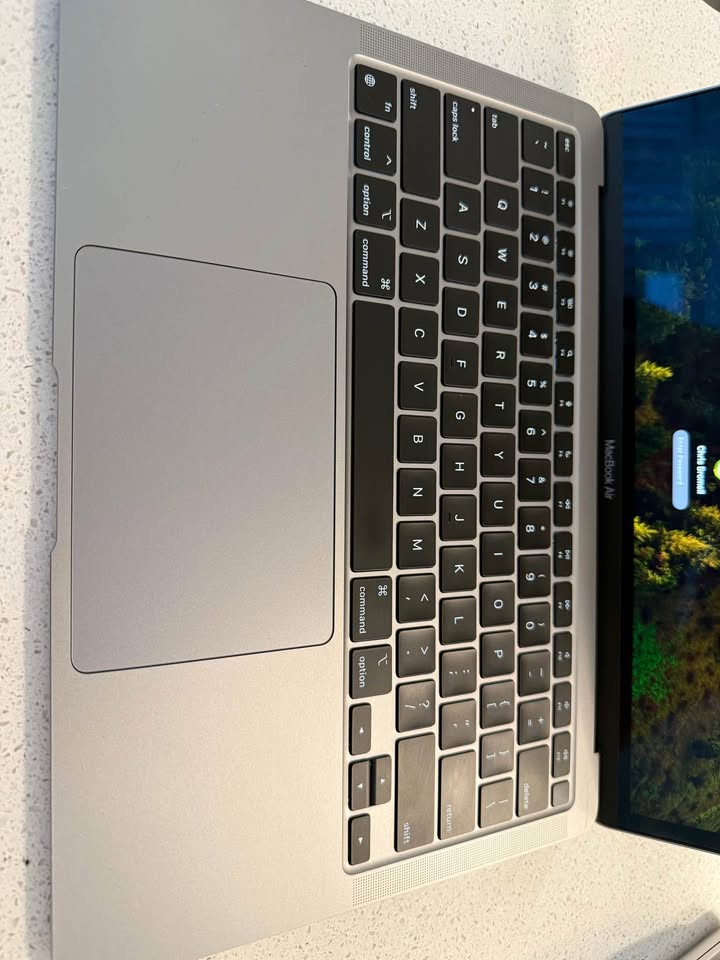 13” MacBook Air M1 256 GB - photo 3
