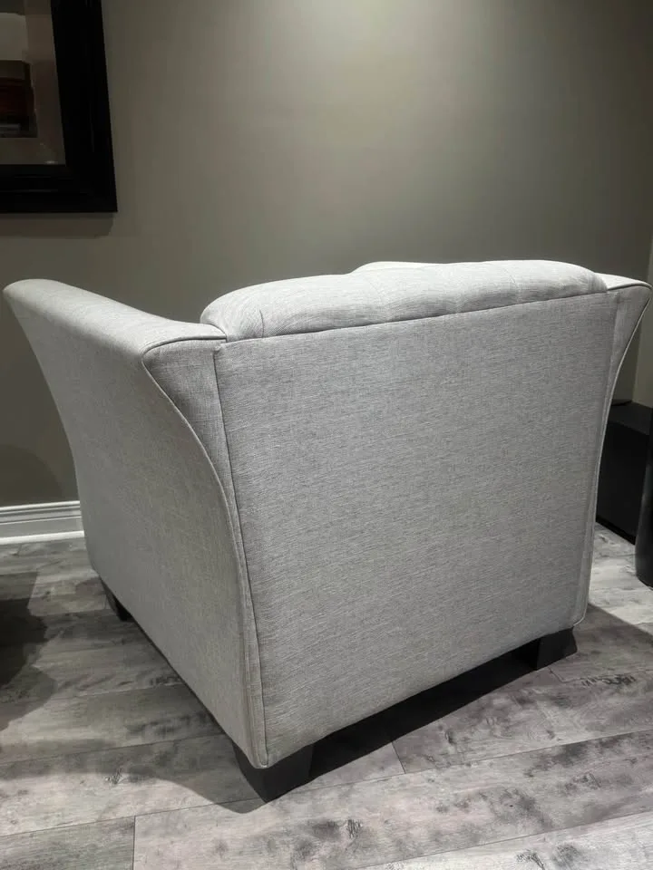 Accent Couch Chair image indicator(3)