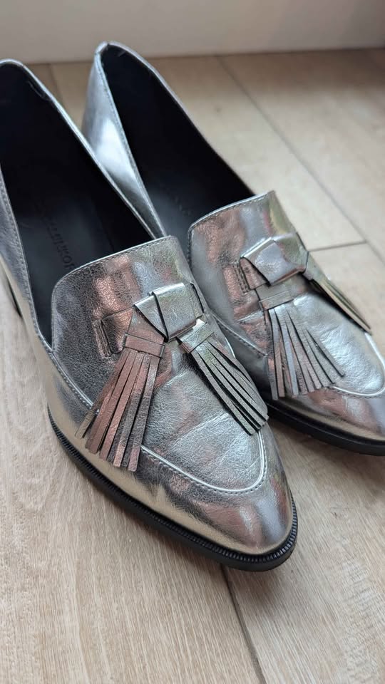 Rebecca Minkoff silver block heel loafer size 7.5