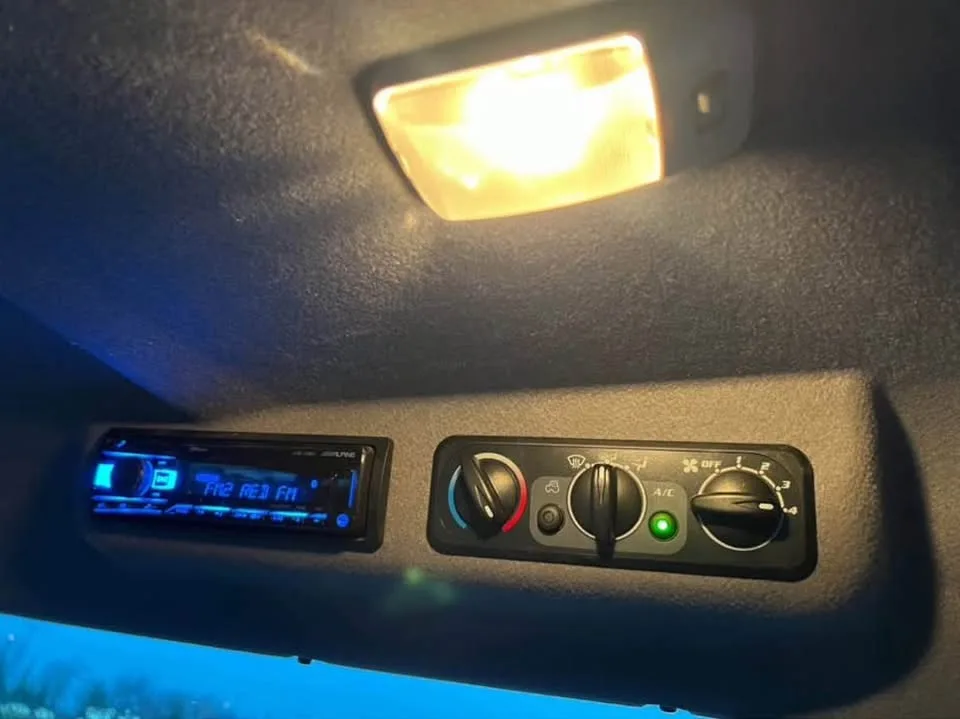 2020 Kubota M7060 w/ Loader & Forks, 593 hrs image indicator(7)