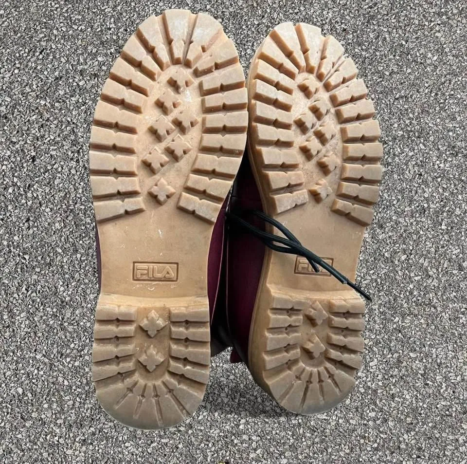 Mens Fila Edgewater 12 PB in Tawny Port Size US 10 image indicator(4)