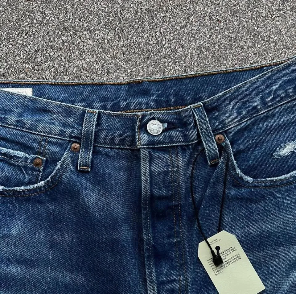 Levi's® Premium 501® Women's Jeans 29x30 NWT image indicator(2)