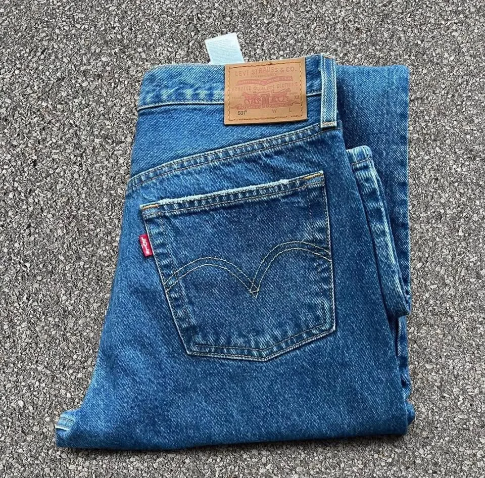 Levi's® Premium 501® Women's Jeans 29x30 NWT image indicator(6)